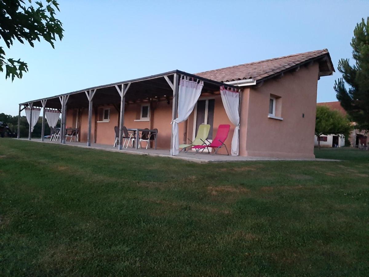 Gîte équestre Domaine des Crins - Biron Capdrot Exterior foto